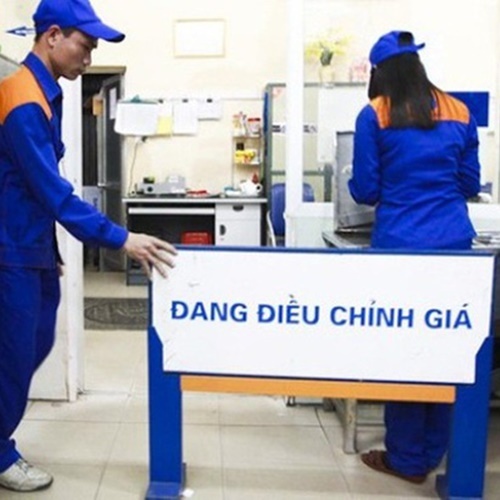 Xăng dầu sẽ chính thức có giá mới vào ngày 21/4. (Ảnh: Báo điện tử Chính phủ)