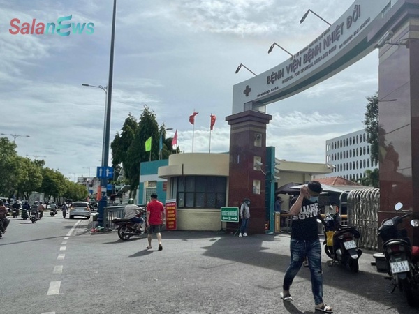 TP.HCM: 3 nhân viên Bệnh viện Bệnh nhiệt đới nghi mắc COVID-19