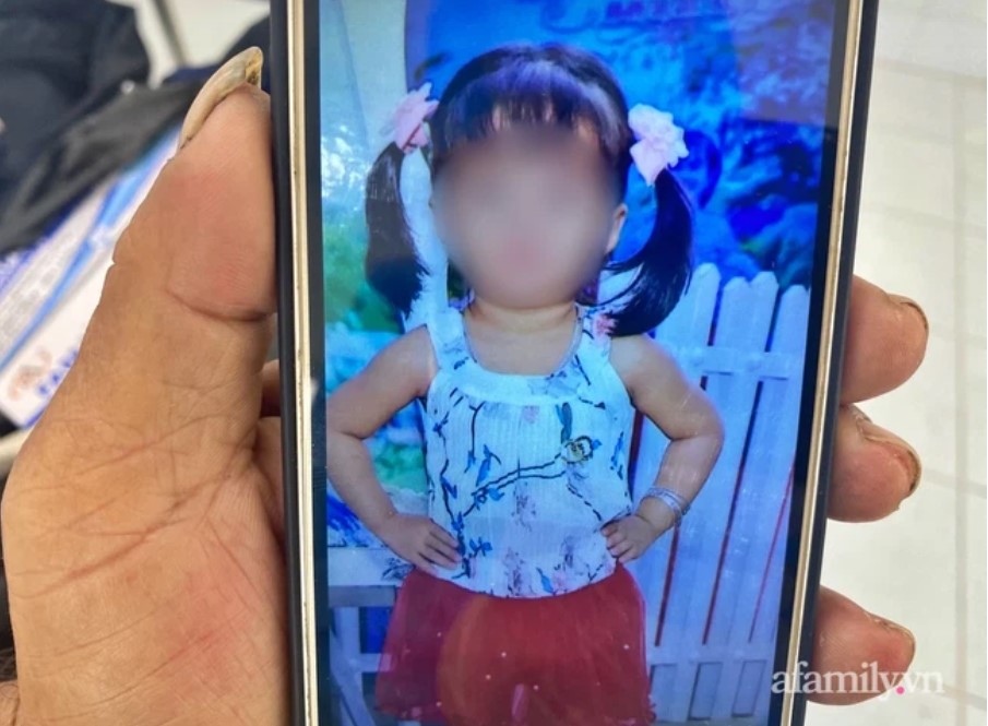 Cả nhà nhiễm Covid-19, ông nội tức tốc lên chăm cháu, kết quả hôm sau cháu cũng là F0