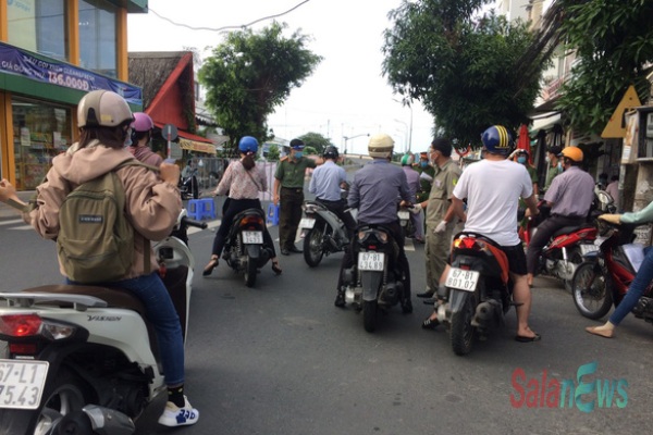 Nhiều cán bộ phản ứng TP Long Xuyên kiểm soát 'vượt quyền'