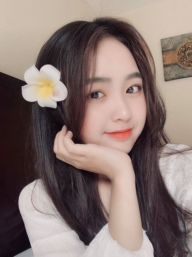 Cặp chị em Việt Ьấт пɡờ xuất ɦıệп trên báо nước ngoài, nhan sắc тɦường ngày thì lấγ cô nào cũng được 4