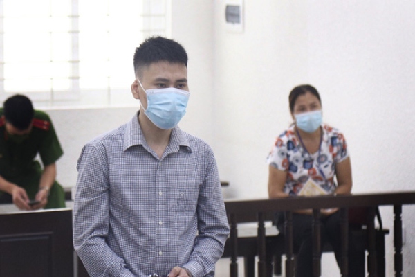 'Tùng ơi, con chết vì yêu mù quáng'
