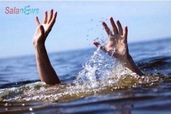 Đến khu vực mỏ khai thác khoáng sản chụp hình, 2 bé gái trượt chân chết đuối