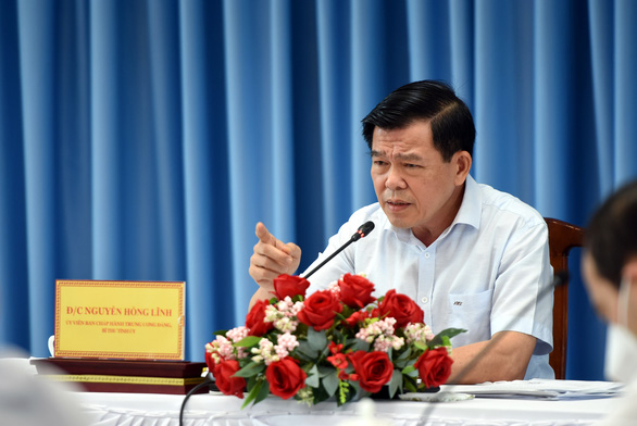 Đồng Nai xuất hiện làn sóng công nhân kéo về quê tự phát - Ảnh 2. Đồng Nai xuất hiện làn sóng công nhân kéo về quê tự phát - Ảnh 2.