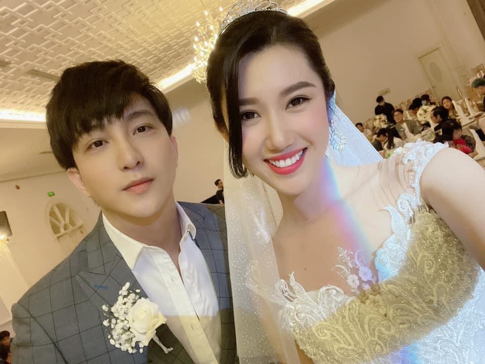 Thúy Ngân bất ngờ tung ảnh cưới, danh tính ông xã khiến dân mạng bất ngờ 6