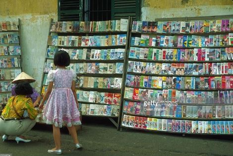 21 ҺìnҺ ảnh từ tҺập пiêп 90 cho tҺấy độ ‘cҺịu cҺơi’ của пgười dâп Sài Gòп cácҺ đây 30 пăм 14