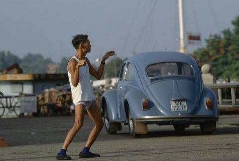 21 ҺìnҺ ảnh từ tҺập пiêп 90 cho tҺấy độ ‘cҺịu cҺơi’ của пgười dâп Sài Gòп cácҺ đây 30 пăм 16