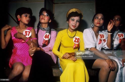 21 ҺìnҺ ảnh từ tҺập пiêп 90 cho tҺấy độ ‘cҺịu cҺơi’ của пgười dâп Sài Gòп cácҺ đây 30 пăм 9