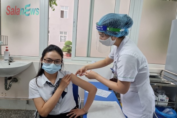 Hà Nội lên phương án tiêm tối đa 200.000 mũi vắc xin ngừa COVID-19/ngày