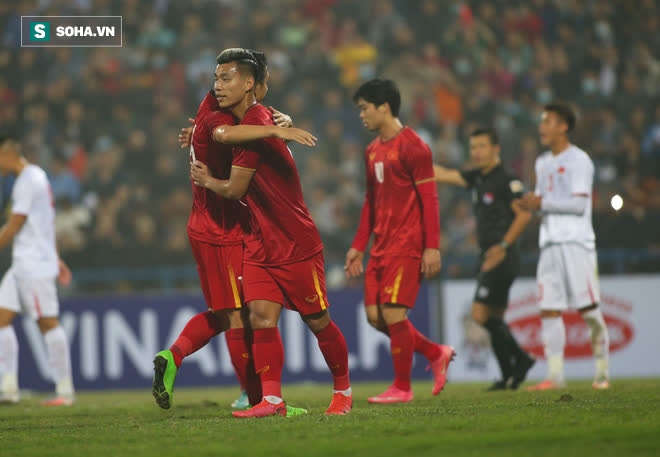 HAGL thua tơi tả trong trận đấu đầu tay của HLV Kiatisuk