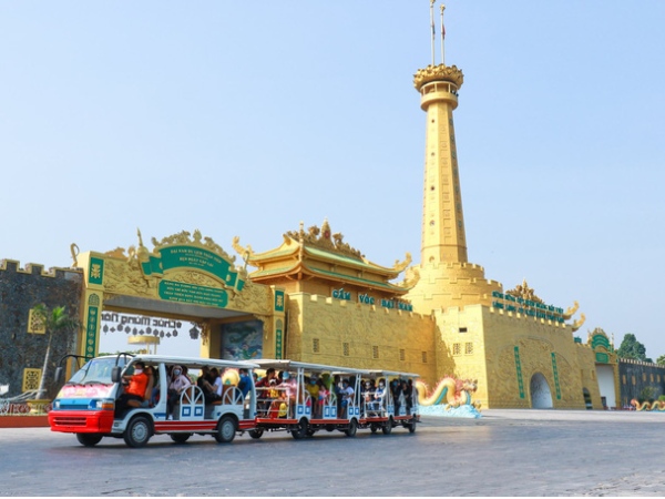 Hàng loạt đánh giá 1 sao về khu du lịch Đại Nam trên google: Lý do là gì?