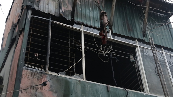 Chàng thợ sửa máy lạnh kể lại giây phút lao vào đám cháy cứu nữ sinh bị mắc kẹt 1