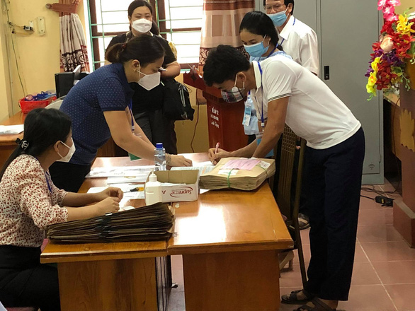 2 điểm thi ở Phú Yên dừng thi vào ‘giờ G’ do COVID-19 - Ảnh 1.