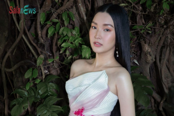 “Nàng thơ xứ Huế” Ngọc Trân đốn tim người hâm mộ với vẻ đẹp dịu dàng