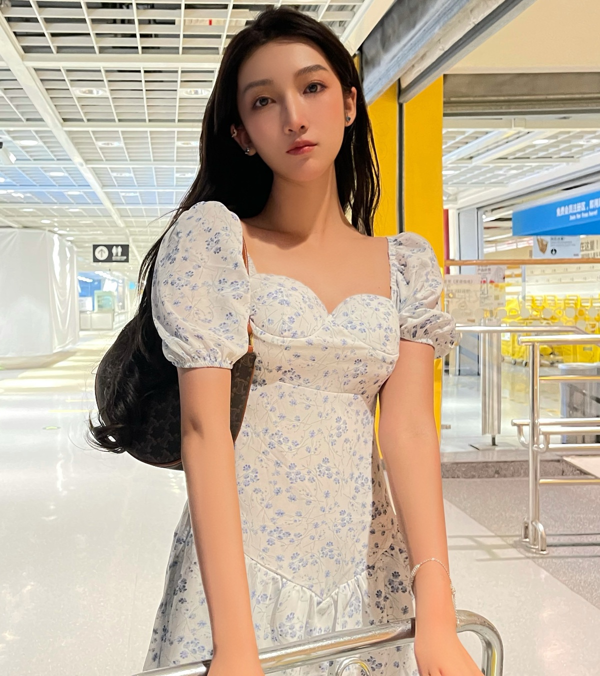 Ngo Diec Pham Do My Truc anh 1