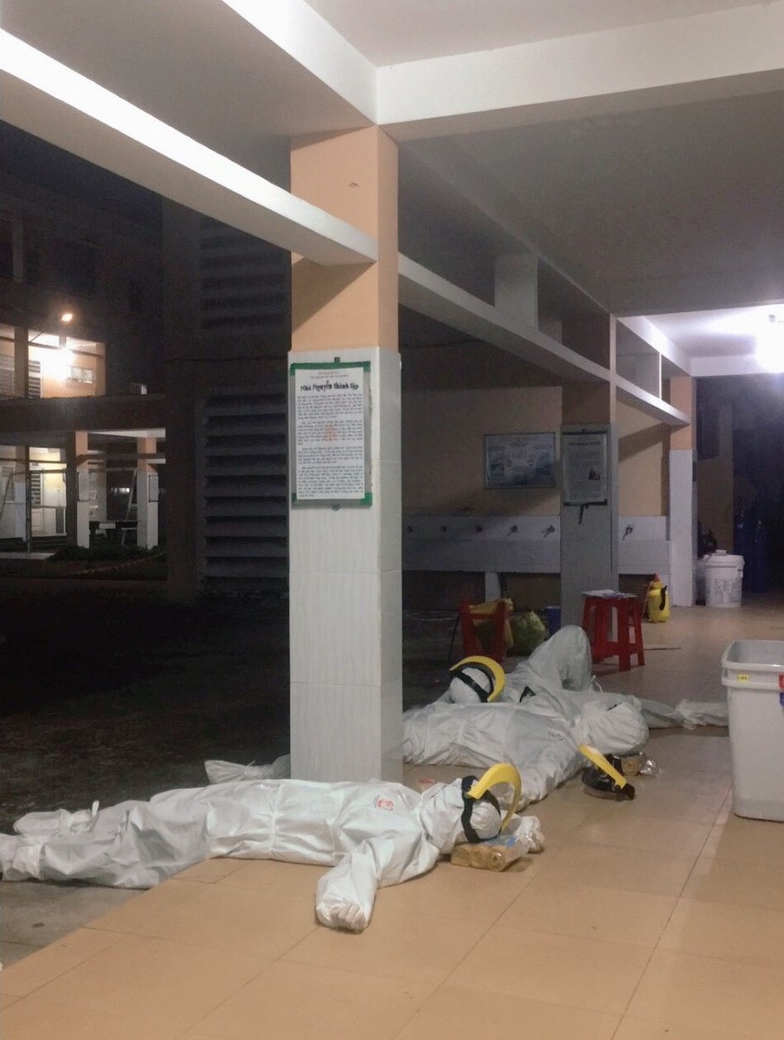 tình nguyện viên chống covid ảnh 1 tinh nguyen vien chong covid anh 1