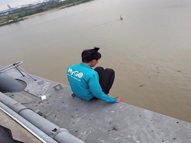 Thua chứng khoán, thanh niên đến cầu Cần Thơ định tự tử