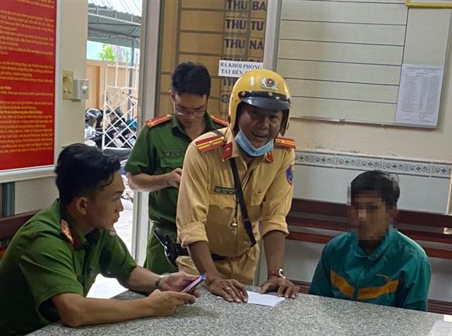 Thua chứng khoán, thanh niên đến cầu Cần Thơ định tự tử 2