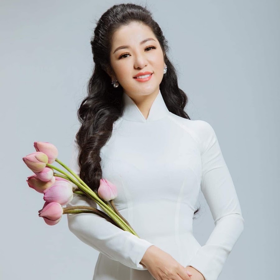 Danh hài Thúy Nga “ƌᴀ́ xᴇ́ᴏ” : Một nghệ sĩ nhân cách “ ᴛʜᴏ̂́ɪ” không có tư cách đứng trên sân khấu 2