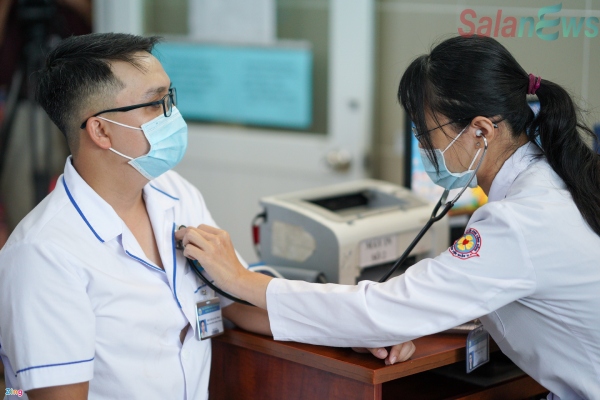 TP.HCM bắt đầu chiến dịch tiêm vaccine Covid-19 lớn nhất trong lịch sử