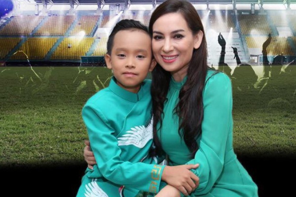Hồ Văn Cường đã nhận được tiền cát xê 5 năm đi hát