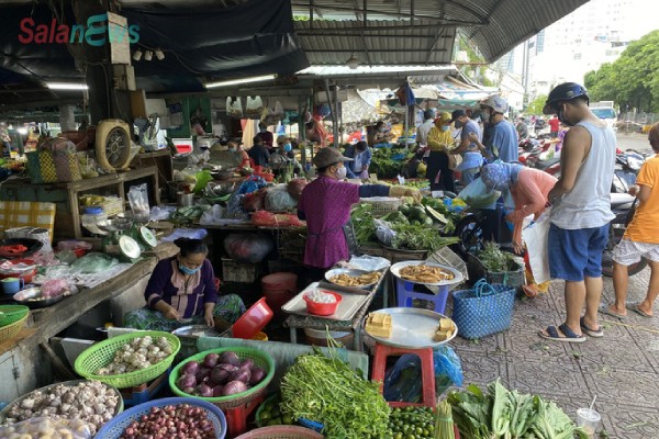 TP HCM chỉ còn 83 chợ truyền thống hoạt động