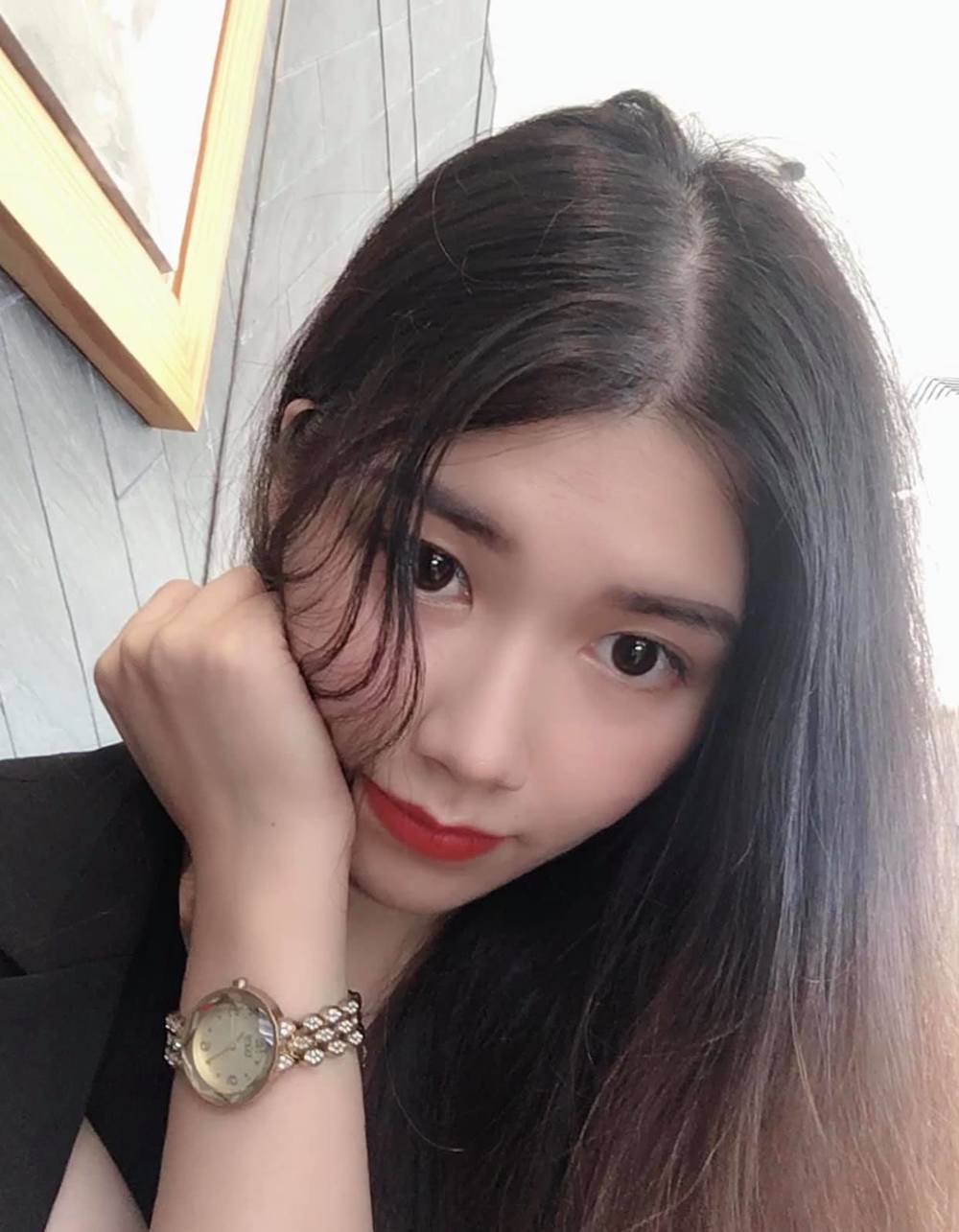 Từng bị chê bai về ngoại hình, cô nữ sinh Olympia ngày nào bất ngờ có màn dậy thì thành công, lột xác ấn tượng như hot girl - Ảnh 6. Từng bị chê bai về ngoại hình, cô nữ sinh Olympia ngày nào bất ngờ có màn dậy thì thành công, lột xác ấn tượng như hot girl - Ảnh 6.