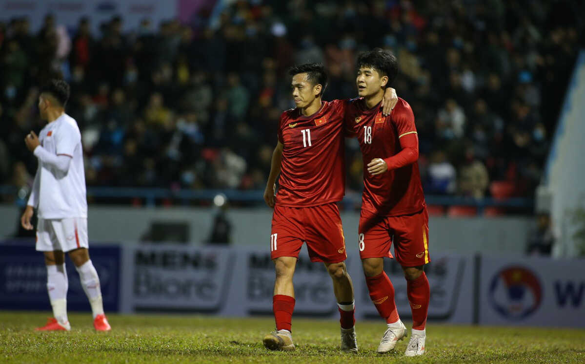 Văn Quyết, Xuân Trường ghi bàn, tuyển Việt Nam nhọc nhằn ngược dòng trước đàn em U22 Việt Nam 1