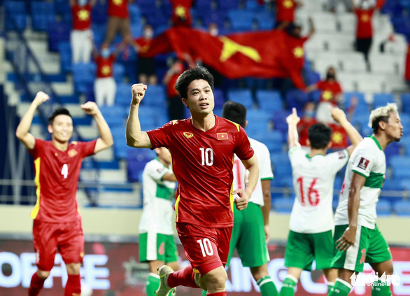 Vì sao Việt Nam thêm cơ hội ở vòng loại World Cup nhờ thắng lợi của Qatar? - Ảnh 2. Vì sao Việt Nam thêm cơ hội ở vòng loại World Cup nhờ thắng lợi của Qatar? - Ảnh 2.