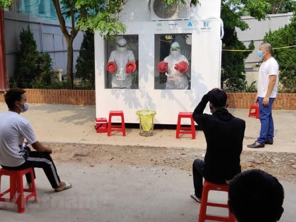 Cận cảnh 'vũ khí chống nóng' mới cho bác sỹ chống dịch tại Bắc Giang